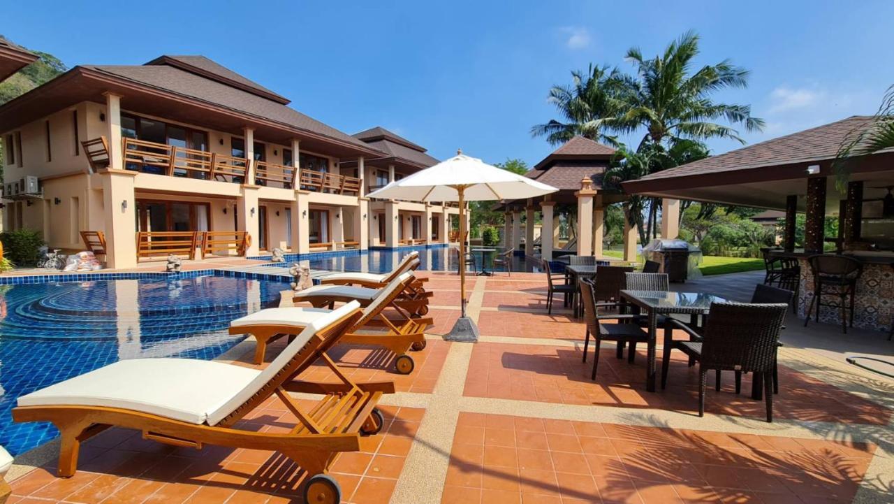 Elegancy Resort HHQ Exterior foto